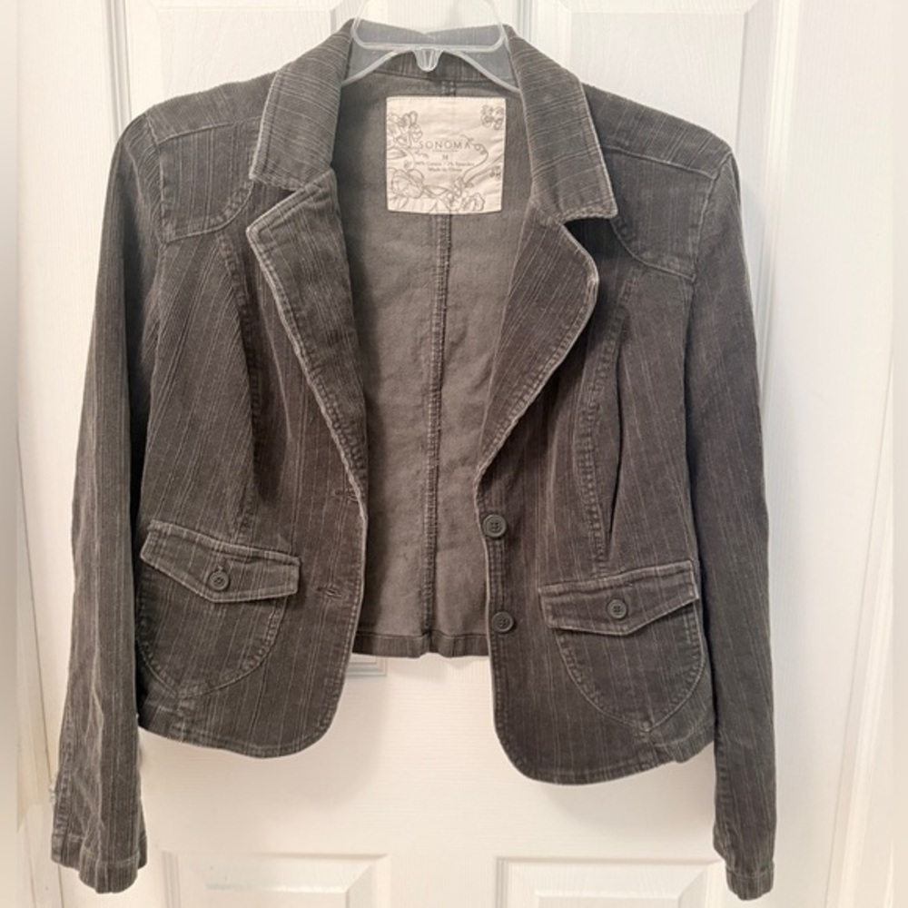 Sonoma Brown Corduroy short jacket sz M. SUPER CUTE / CHIC DE